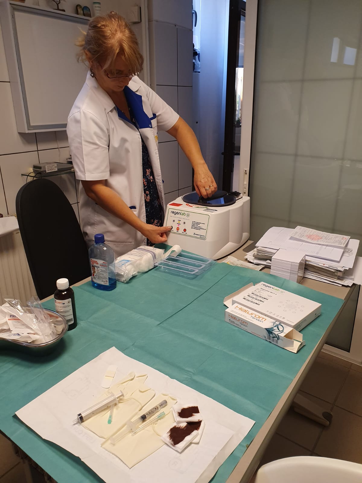 Pregătirea procedurii pentru infiltrații intra-articulare